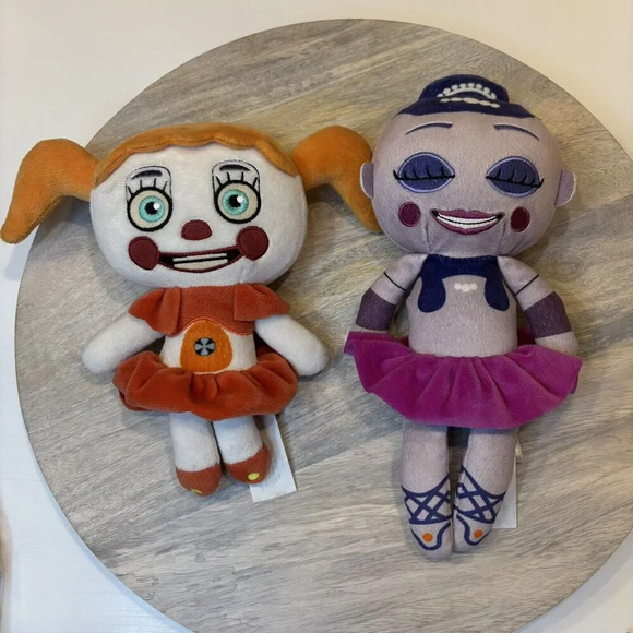 Five Nights At Freddy's 2017 Circus Baby Funko Plush - Picture 2 of 6